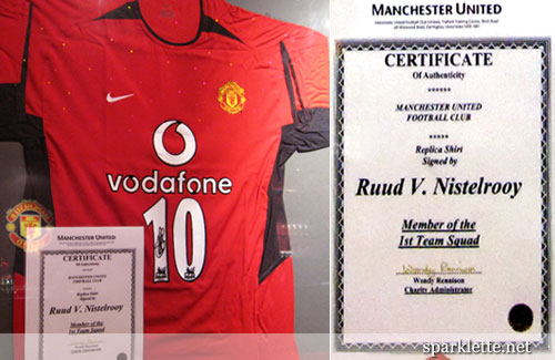 Signed jersey of Ruud van Nistelrooy, Manchester United Football Club