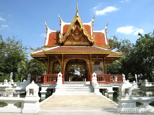 Thai pavilion at the Thailand Cultural Centre