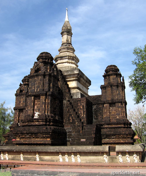 The Main Chedi of Wat Mahathat, Sukhothai, Muang Boran