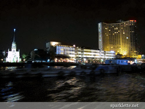 Night scenery along Chao Phraya, Bangkok