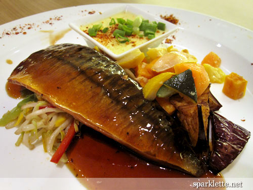 Saba Shioyaki (grilled mackerel)