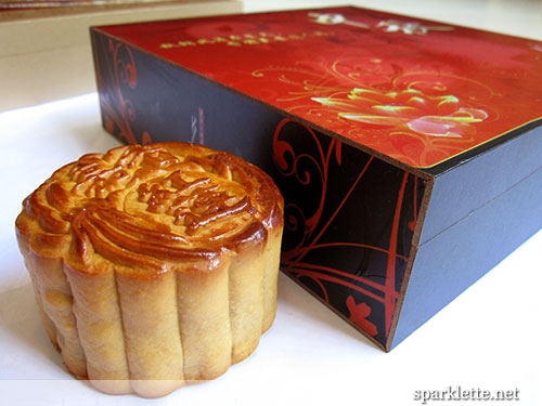 Mooncake from Kia Hiang Restaurant, Singapore