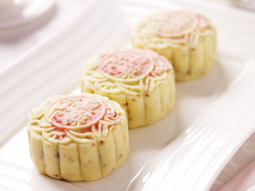 Mooncakes from Meritus Mandarin Singapore