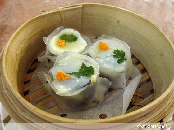 Steamed scallop dumpling