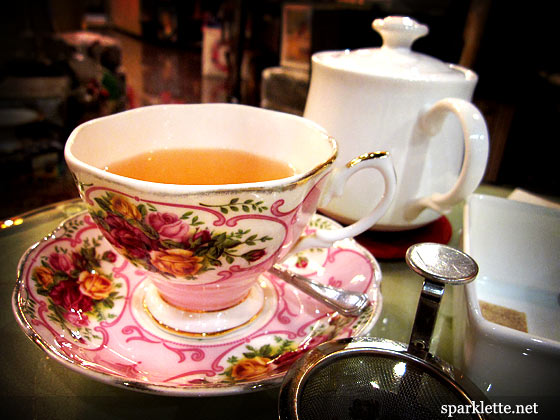 Victoria tea cup