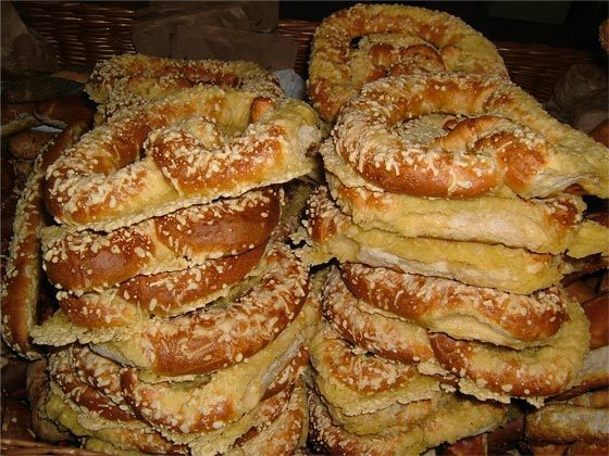 Cheese pretzels