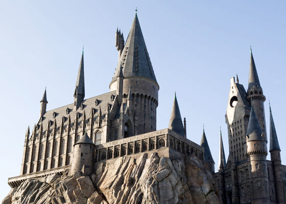 Universal Studios Orlando: Harry Potter theme park - Hogwarts castle