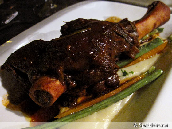 Spiced lamb shank