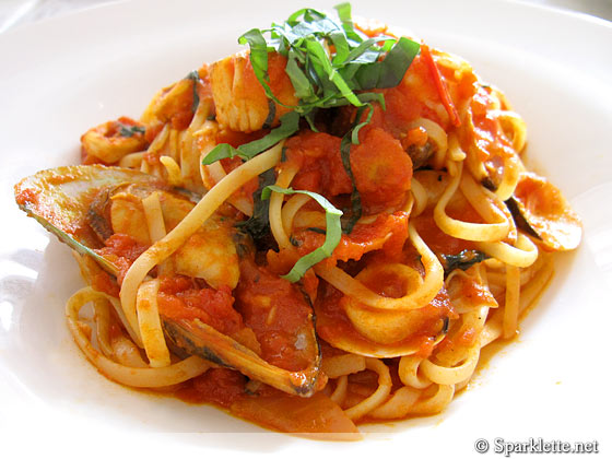 Linguine Pescatora seafood pasta