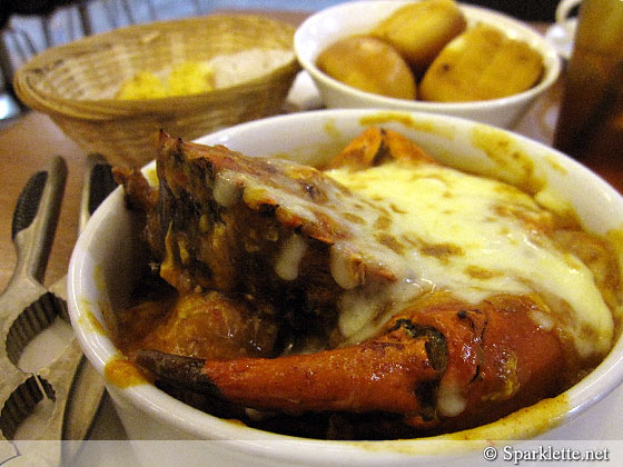 Cheese baked chilli crab
