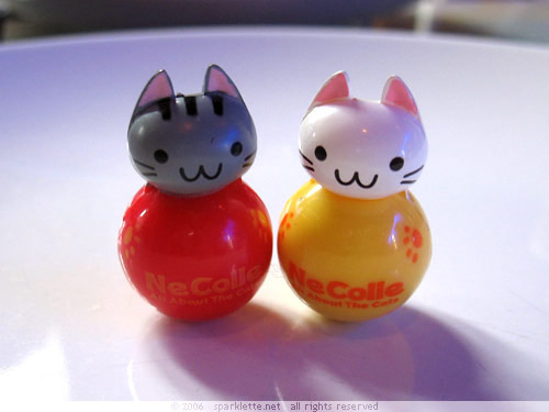 Kitty capsule toys