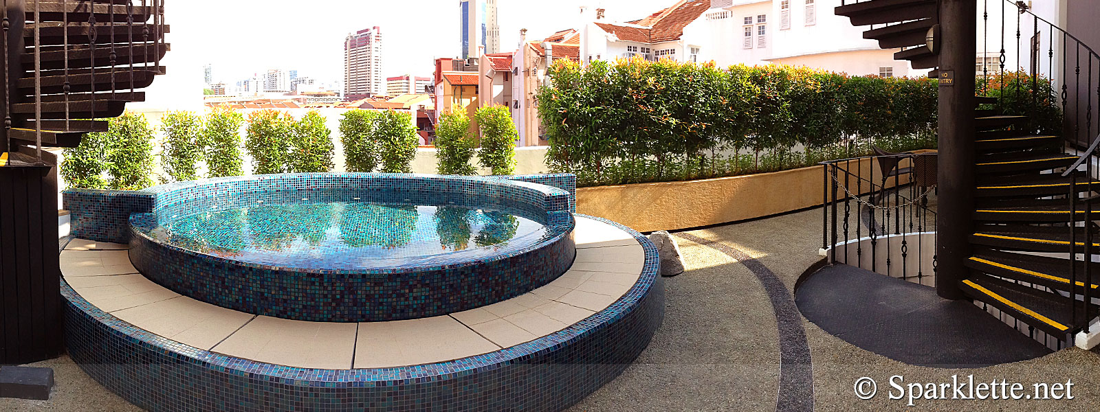 The Scarlet Hotel Splendour Suite Outdoor Jacuzzi Panorama